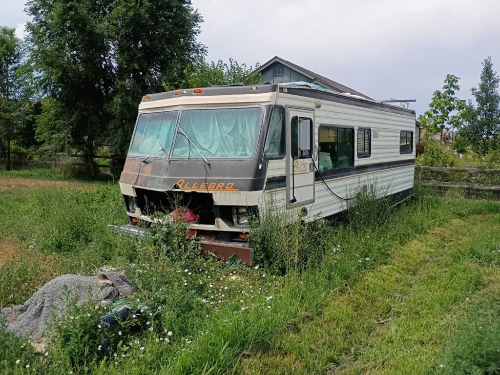 Junk RV Disposal