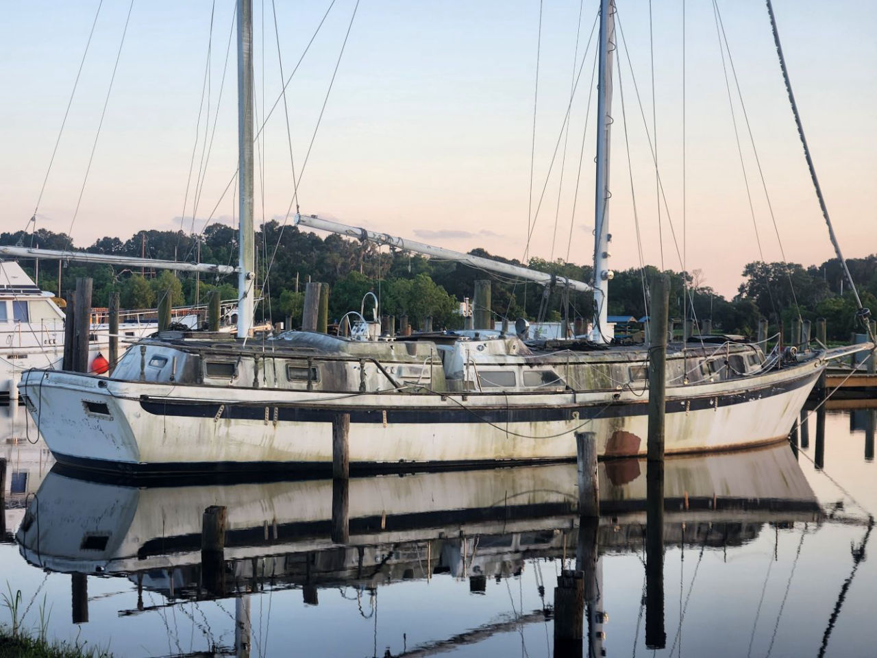 Sailboat Salvage & Removal