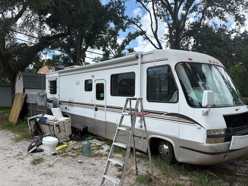 RV Removal near me St Petersburg Florida Pinellas County
