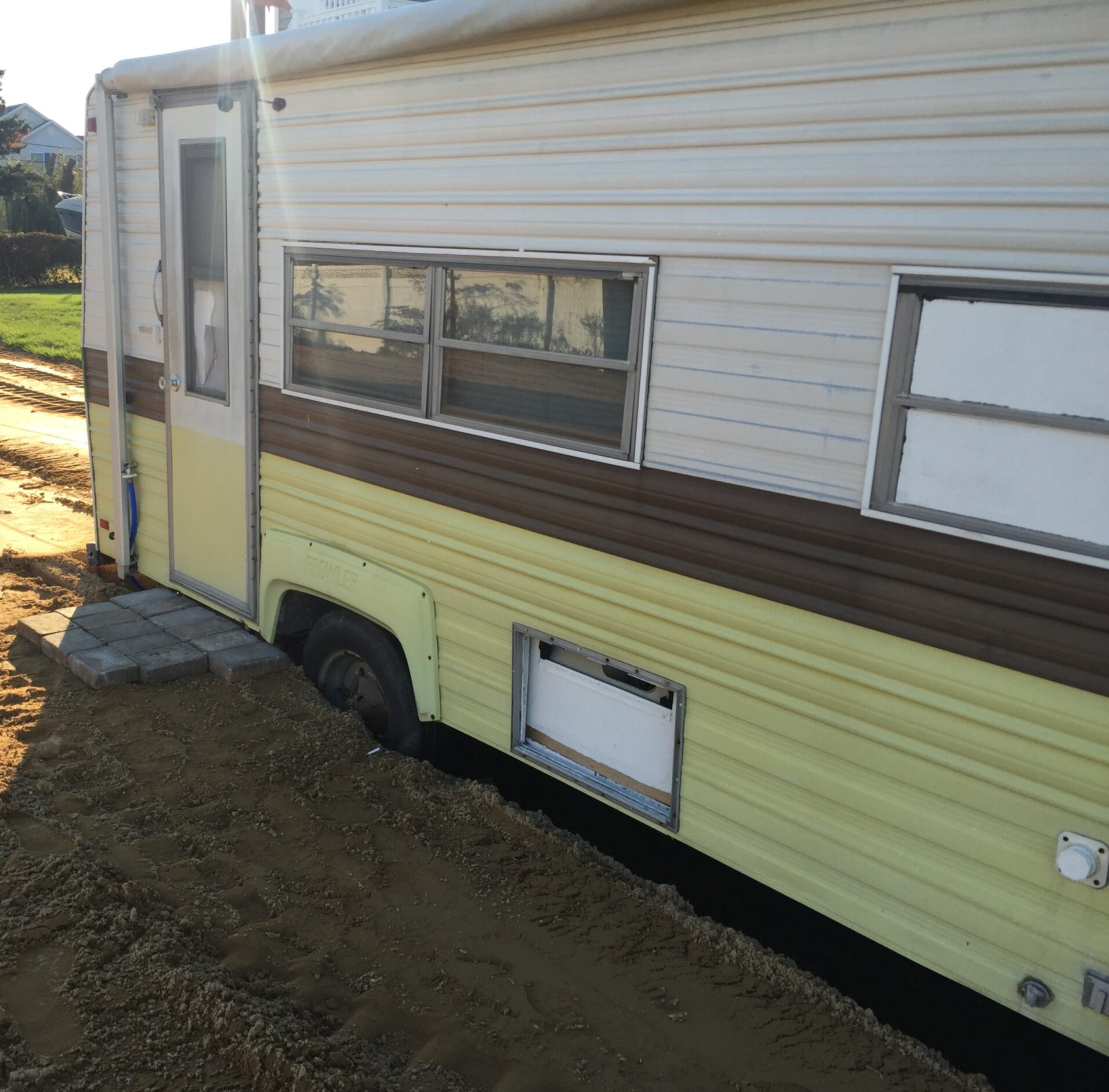 Forked River, New Jersey RV Salvage