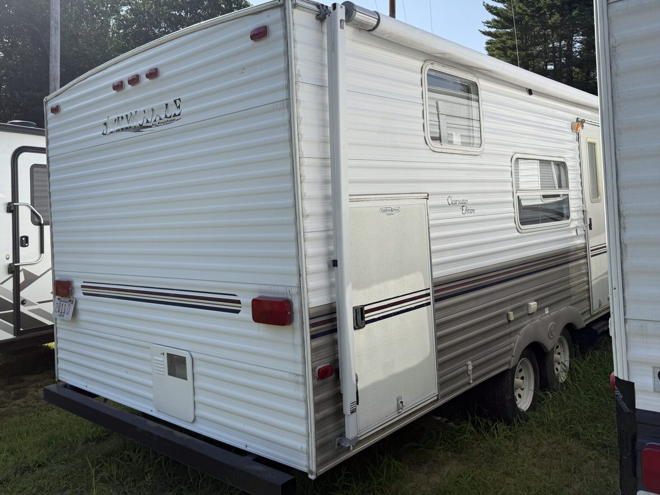 Hampton Falls, New York RV Haul Away