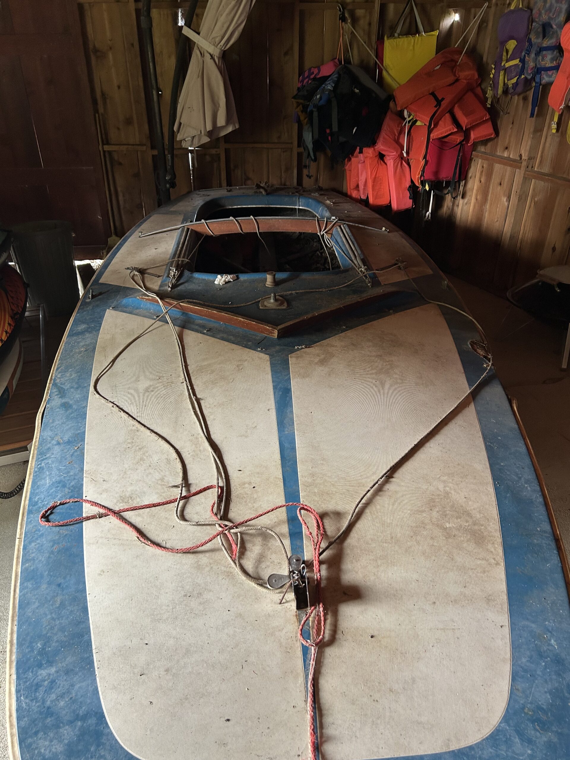 McHenry, IL County Boat Scrappers